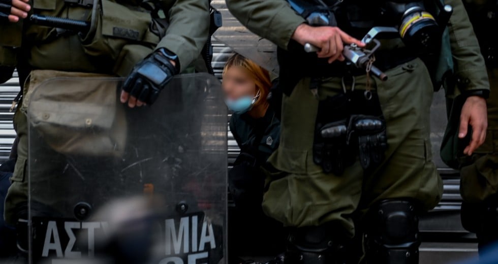 Άγριο ξύλο και καταστολή σε πορεία στα Εξάρχεια