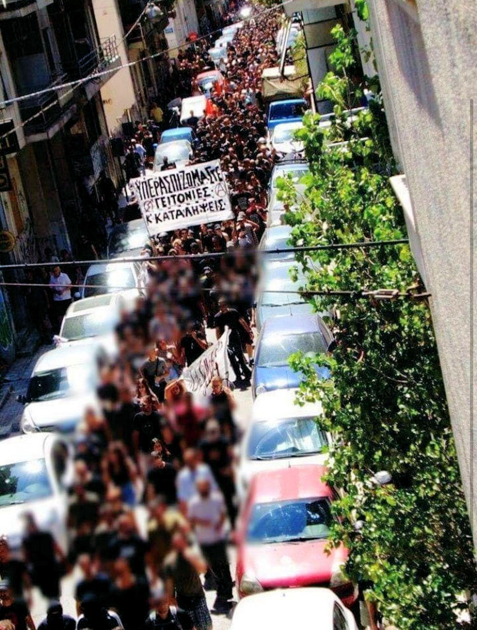 Ξύλο και χημικά ενάντια στις ελεύθερες φωνές των Εξαρχείων