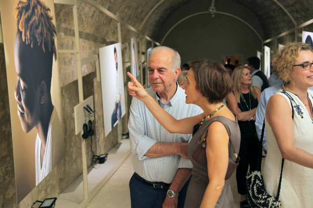 Ηράκλειο: Στην Στοά Μακάσι η έκθεση «Face Forward …into my home»