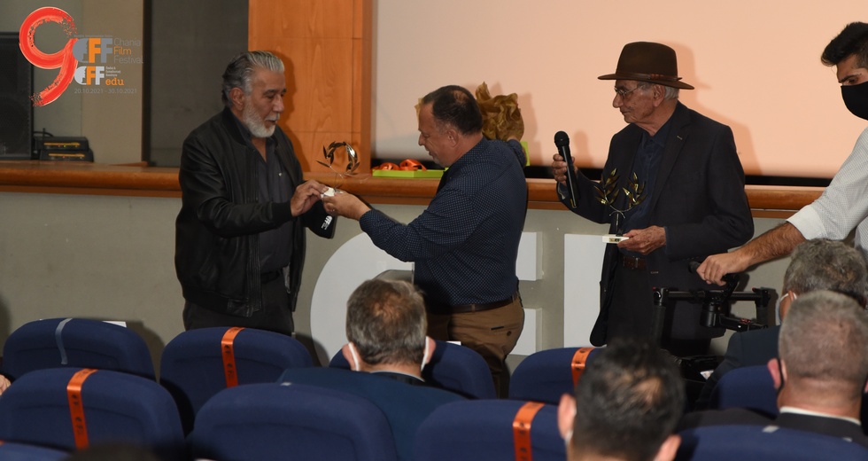 Στη… Χολλυγούνδη των Χανίων!