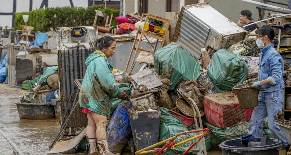 Εικόνες καταστροφής από Γερμανία, Βέλγιο και Ολλανδία