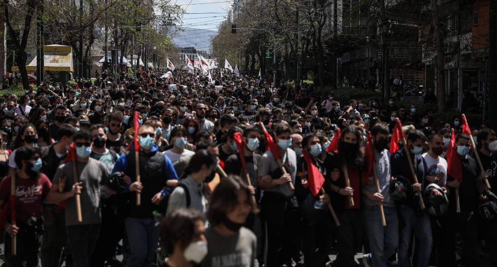 Μαζικά εκπαιδευτικά συλλαλητήρια, ένταση σε Αθήνα – Θεσσαλονίκη