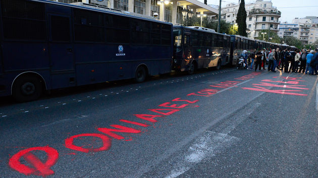 Δυναμική αντιιμπεριαλιστική απάντηση από το ΚΚΕ
