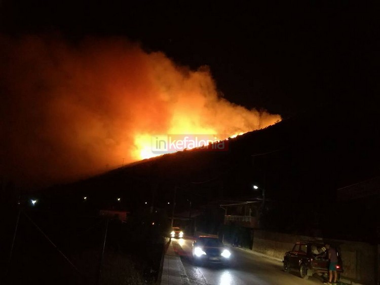 Πύρινα μέτωπα σε Κεφαλονιά και Ιωάννινα