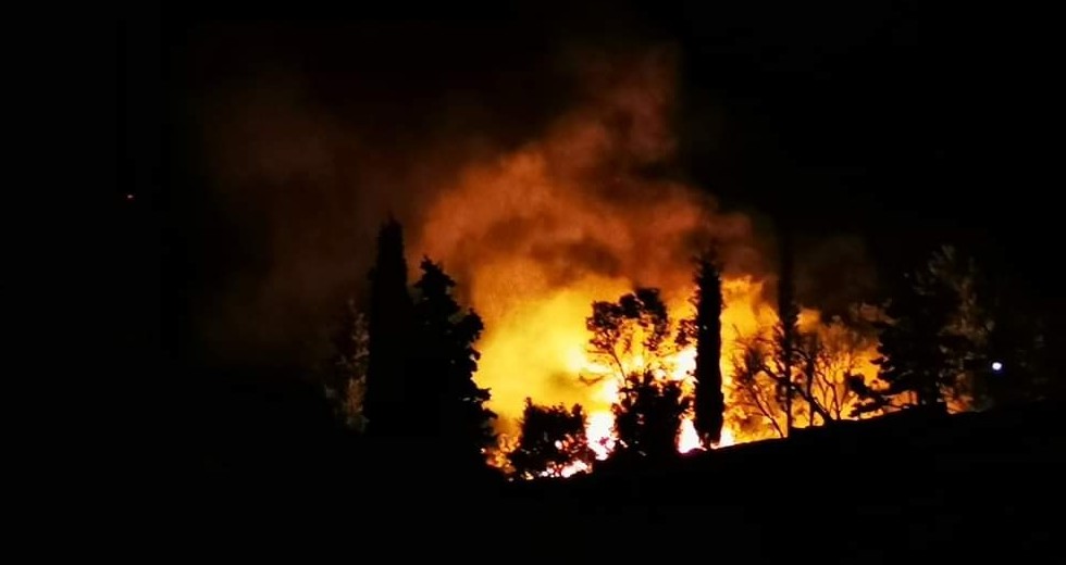 Φωτιά στο ΚΥΤ της Σάμου
