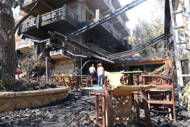 «Εν ολίγοις τι μας είπαν; Οτι φταίμε εμείς που καήκαμε»