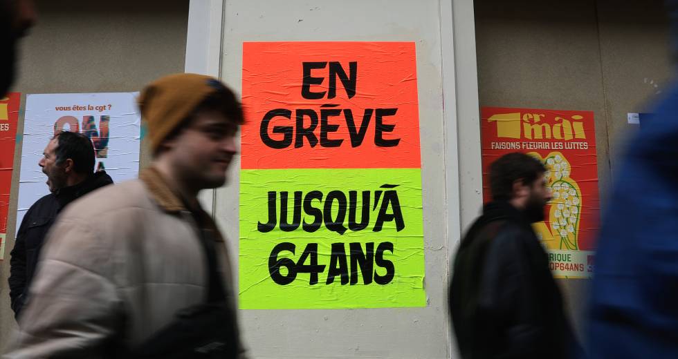 Επεισόδια και δακρυγόνα κατά διαδηλωτών στο Παρίσι και τη Νάντη