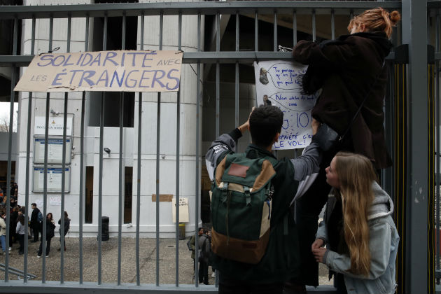 Πρόταση μομφής κατά της κυβέρνησης κάνει η γαλλική Αριστερά