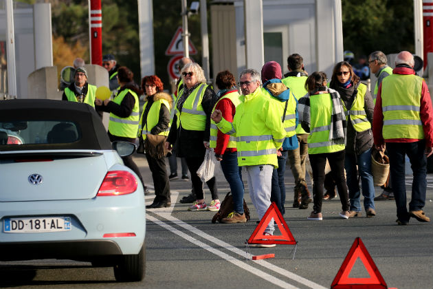 Θα κατευνάσουν την οργή των «κίτρινων γιλέκων» οι εξαγγελίες Μακρόν;