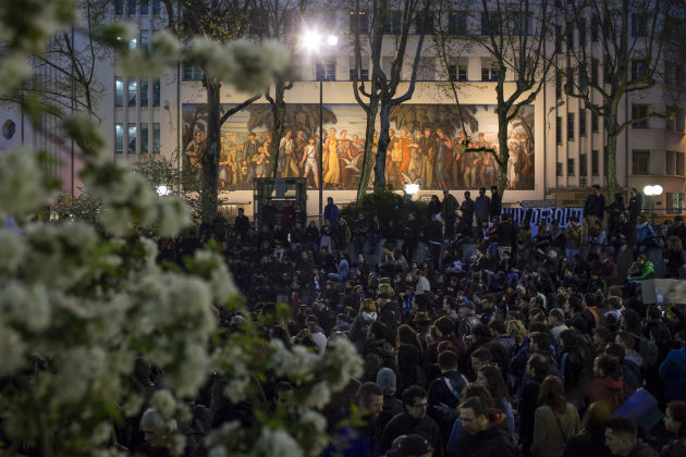 Η κραυγή μιας γενιάς τη νύχτα