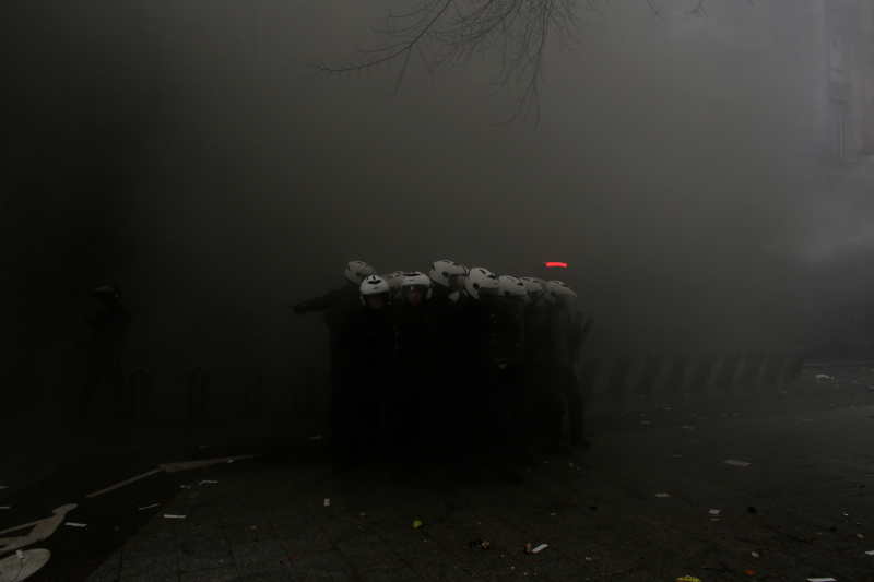 Ξέσπασε η απεργιακή οργή κατά του Μακρόν
