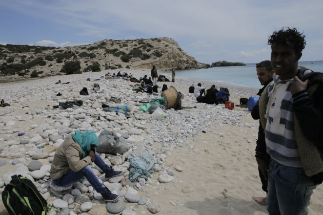 Τους άφησαν στη Γαύδο, τους είπαν ότι είναι στην Ιταλία