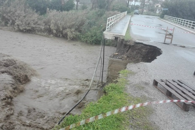 Κατολισθήσεις και κλειστοί δρόμοι σε Χανιά και Ρέθυμνο