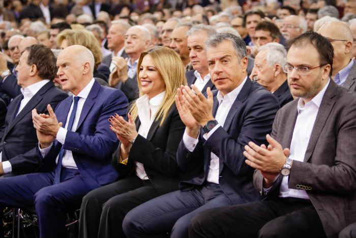 Ενωτικό κλίμα και ποικίλες απόψεις στο συνέδριο του Κινήματος Αλλαγής