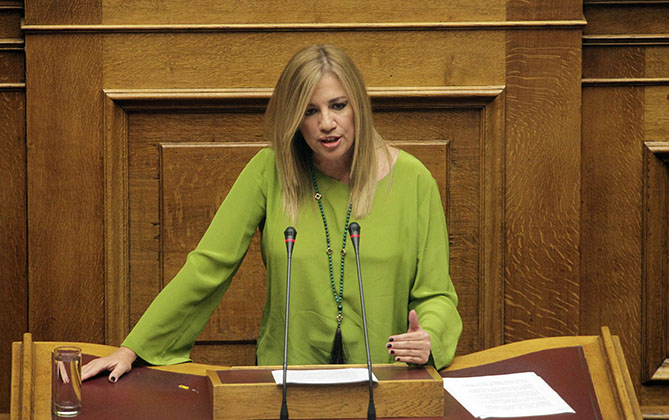 Πυρετός το Σαββατόβραδο για τις άδειες των καναλιών