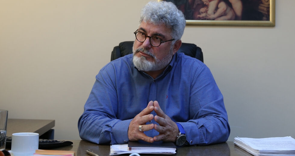 Aγωγή ύψους 324 εκατ. κατά του Ερυθρού Σταυρού
