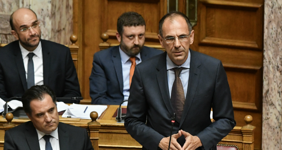 Φουντώνει η αντιπαράθεση για το «επιτελικό κράτος»