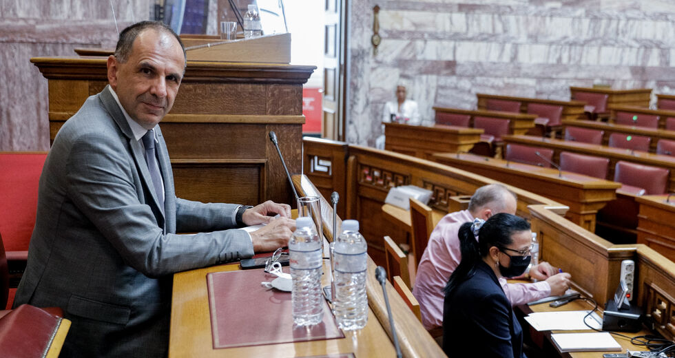 Στην «πρέσα» ο Γεραπετρίτης από την PEGA