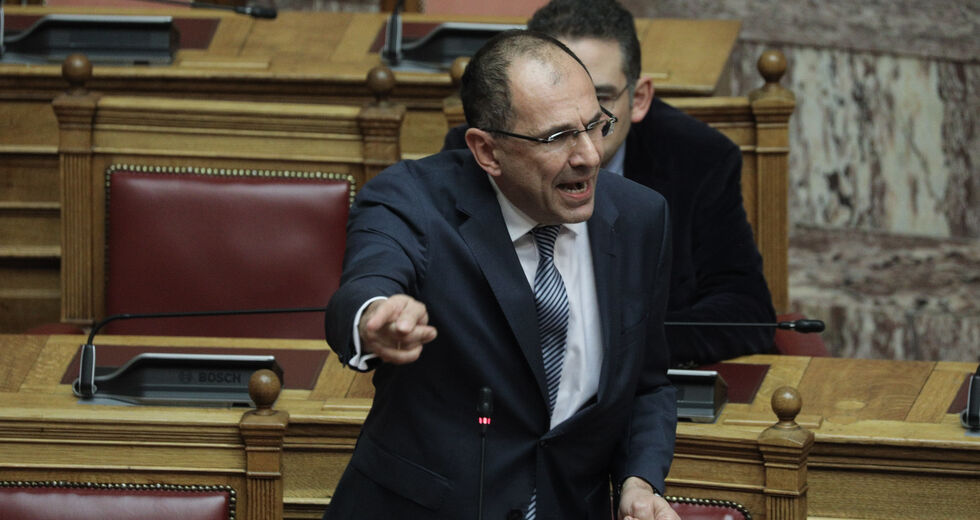 Επαναφέρουν μπόνους 50 εδρών