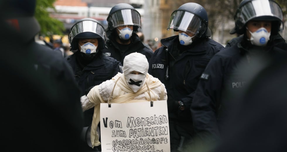 Διαδήλωση στο Βερολίνο κατά της καραντίνας