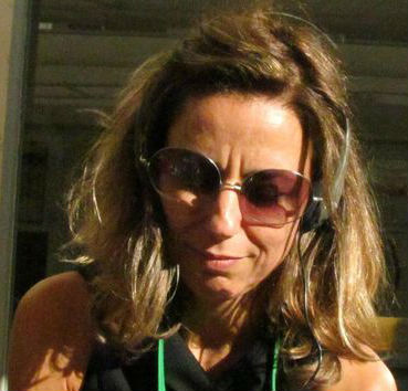 Ιστορίες συνωστισμού απεικονίζουν την κρίση