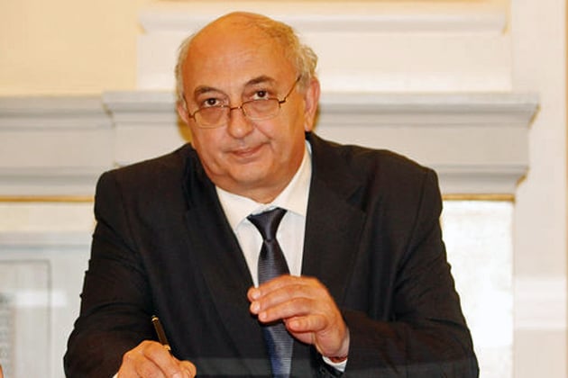 Στο τραπέζι για την ειρήνη στη Μέση Ανατολή