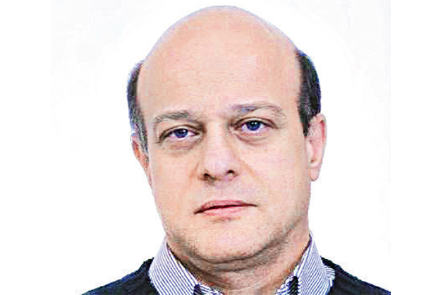 Φτωχοί και με ευρώ και με δραχμή