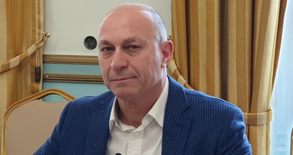 Μετά τη φωτιά φοβούνται πλημμύρες και ανεμογεννήτριες