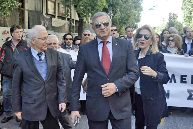 Στους δρόμους… τα ρετιρέ και τα υπόγεια