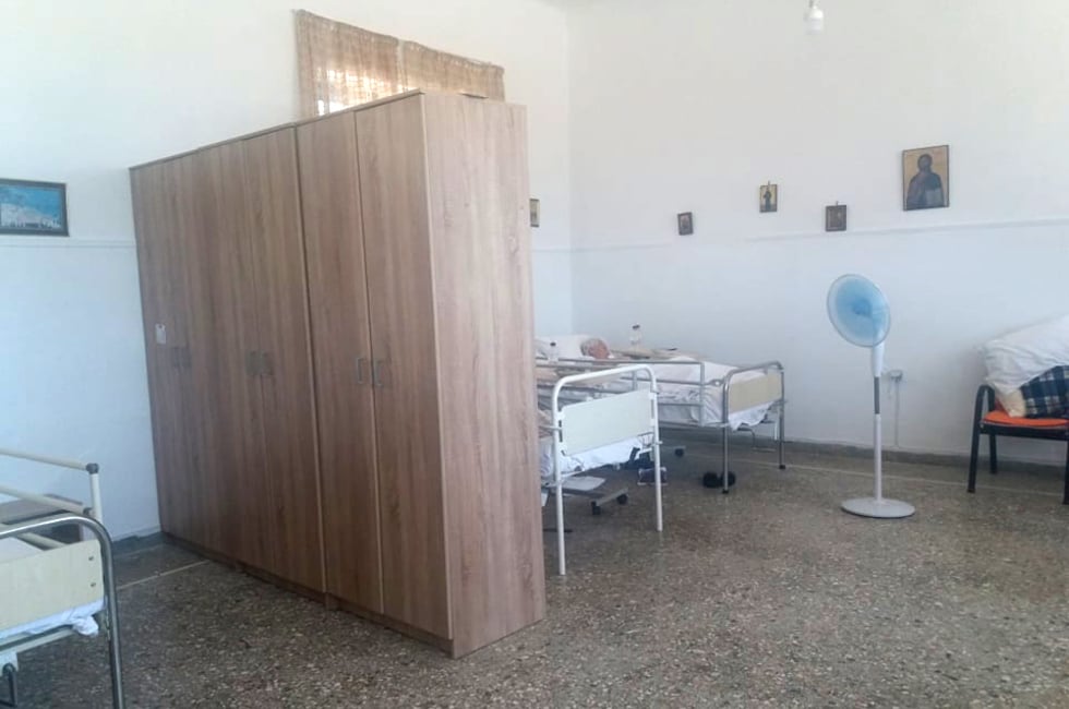 Εκαναν το χωριό παράνομο γηροκομείο