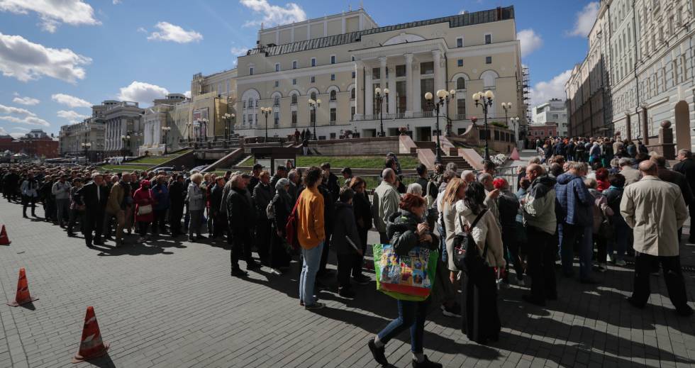 Πλήθος κόσμου στην κηδεία του Γκορμπατσόφ, αλλά όχι ο Πούτιν