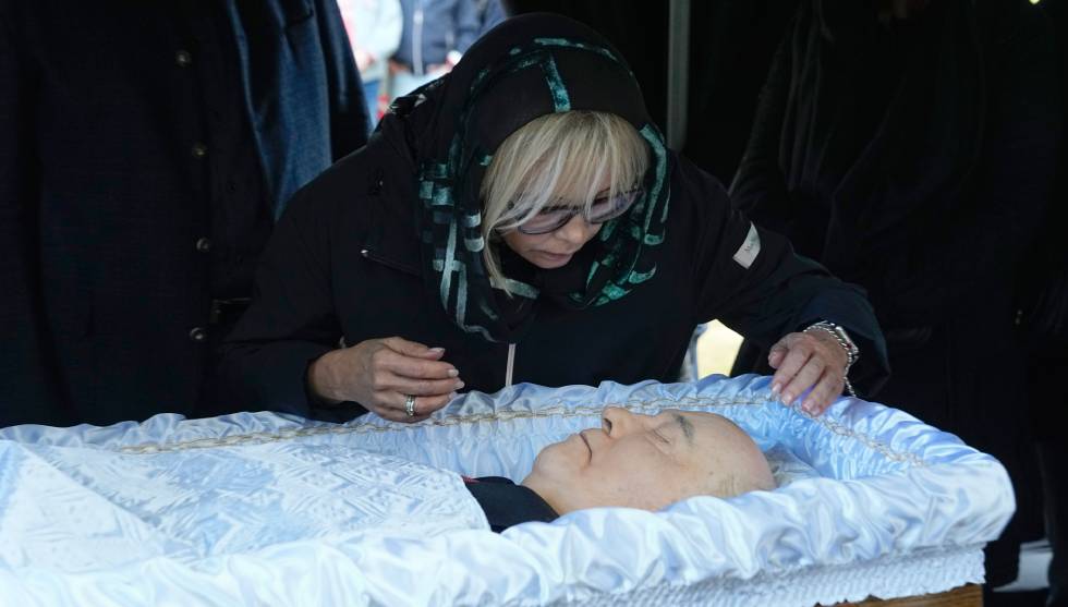 Πλήθος κόσμου στην κηδεία του Γκορμπατσόφ, αλλά όχι ο Πούτιν