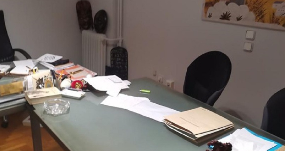 Επίθεση του Ρουβίκωνα στο γραφείο του δικηγόρου του γηροκομείου των Χανίων