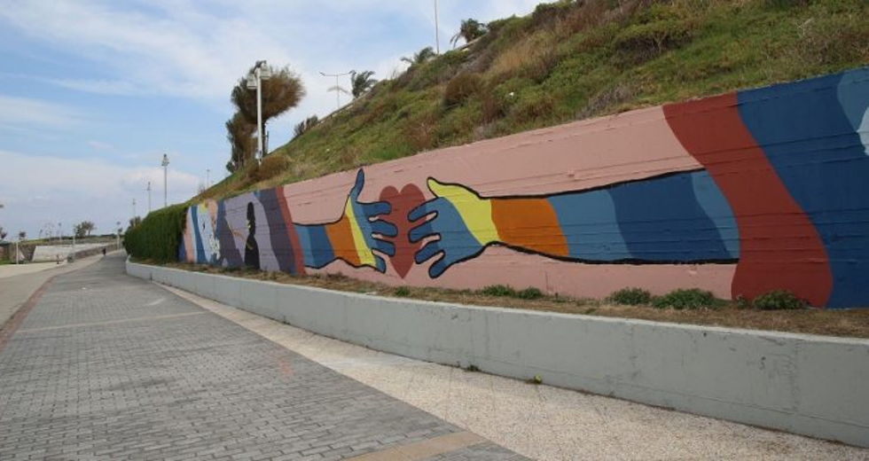 Εντυπωσιακό graffiti για την Ισότητα και την Αποδοχή στην παραλιακή Ηρακλείου