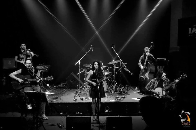 Rock ‘n’ roll σε πέντε λέξεις…
