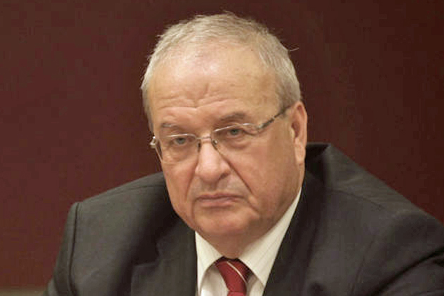 Ούτε δημόσια ούτε δωρεάν