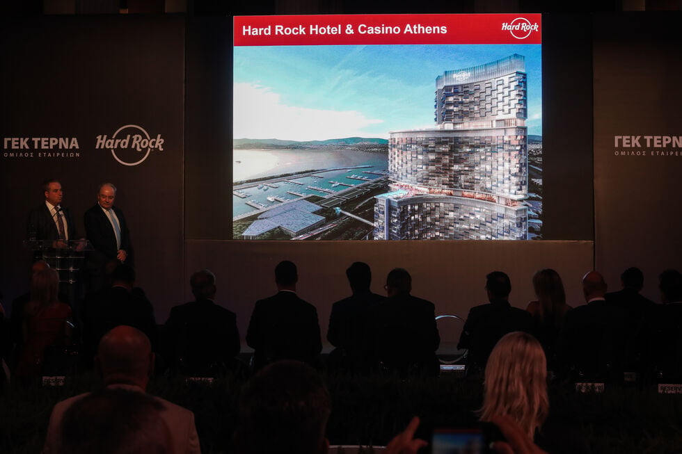 Από το σκληρό ροκ… στη Hard Rock