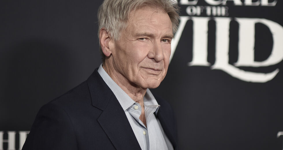 «Νιώθω μεγάλη ευθύνη για το “Indiana Jones 5”, αλλά με εμπνέει ο Χάρισον Φορντ»