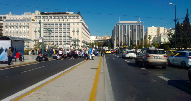 Βροντερό «όχι» στις αναστολές των υγειονομικών