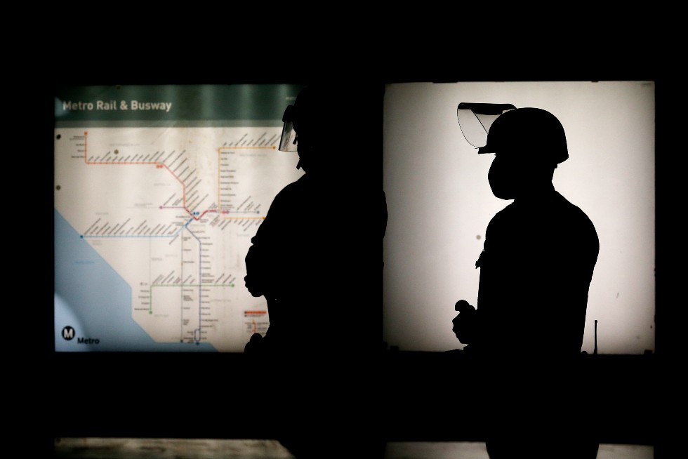Σε εκρηκτικό κλίμα η κοινωνία των ΗΠΑ εν αναμονή του τελικού αποτελέσματος