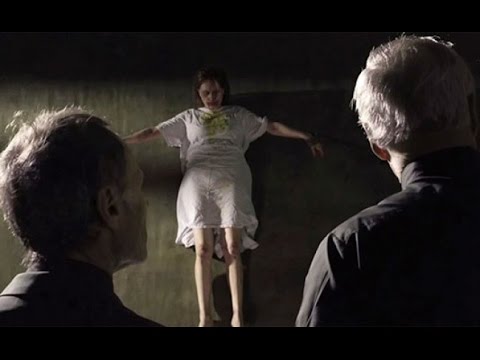 Στα νύχια της χορτοφάγου μαμάς