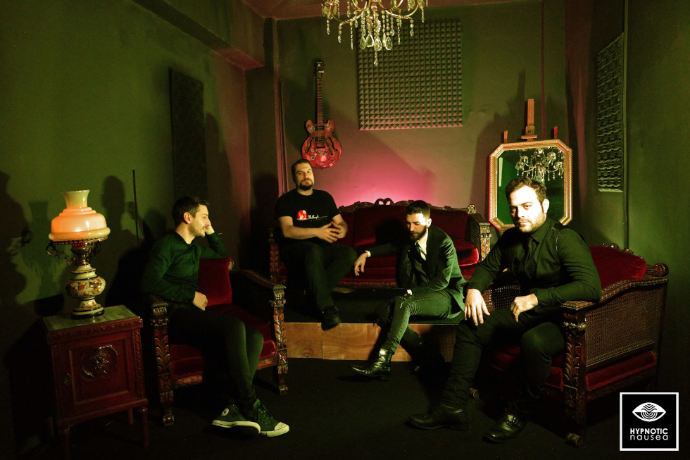 Το Cult of the Amps επιστρέφει με One Hour Before The Trip και Hypnotic Nausea