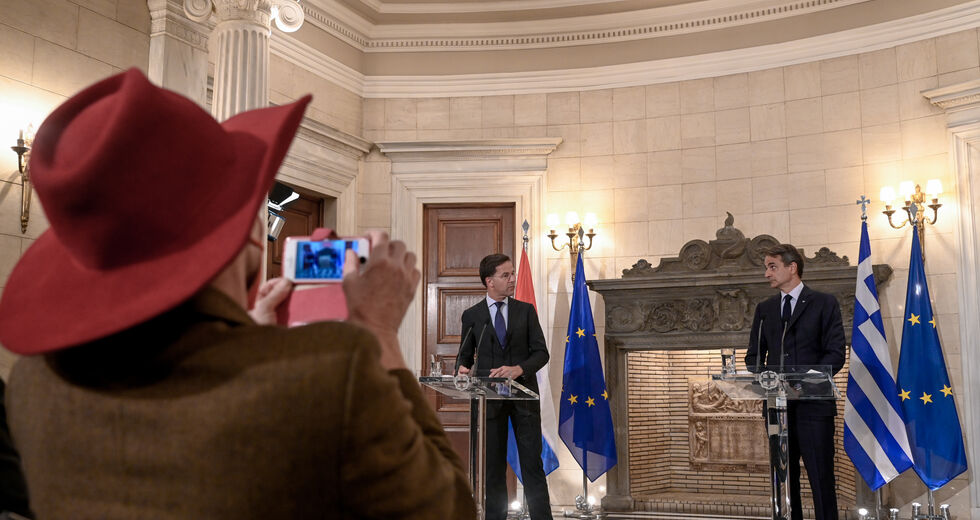 Η μαύρη βίβλος για τα δικαιώματα – Έργα και ημέρες του Κυρ. Μητσοτάκη