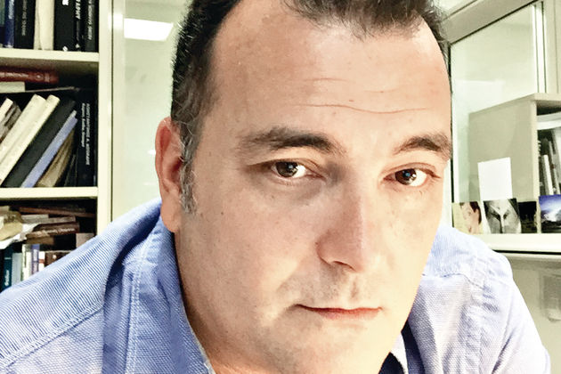 Πεζογραφικές χειραψίες
