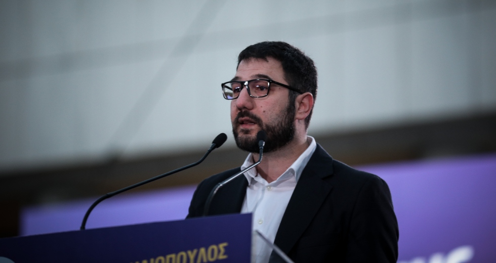 Οι συμμορίες αλωνίζουν και η κυβέρνηση φτιάχνει πανεπιστημιακή αστυνομία