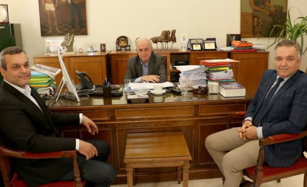 Ειδικοί κάδοι διαχείρισης ιατρικών αποβλήτων σε ιατρικούς χώρους