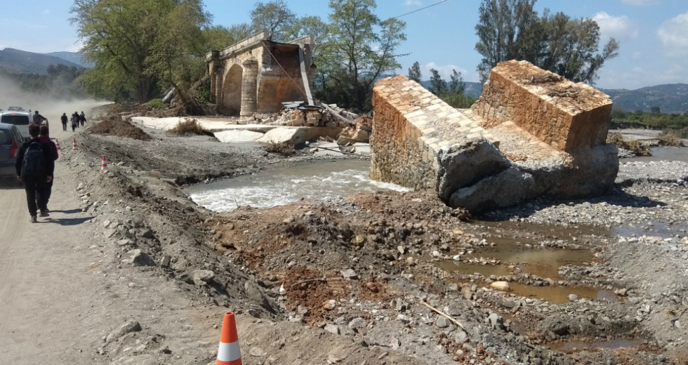 Χανιά: Το γεφύρι και οι εκλογές