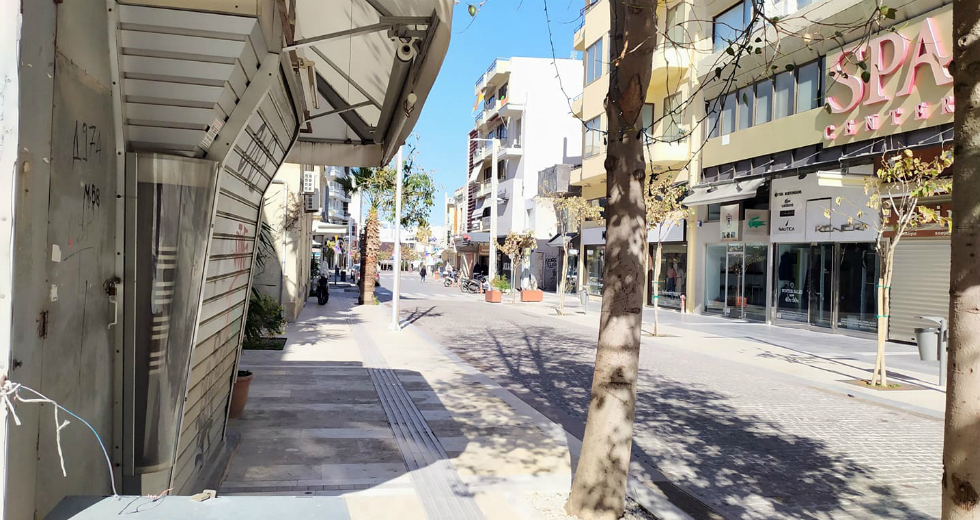 Κορονοϊός: Έρημη πόλη το Ηράκλειο