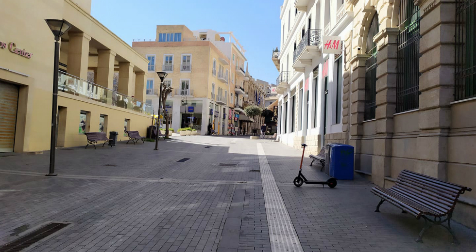 Κορονοϊός: Έρημη πόλη το Ηράκλειο