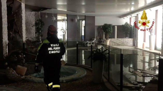 Αγνοούμενοι βρέθηκαν ζωντανοί στο ξενοδοχείο στην Ιταλία